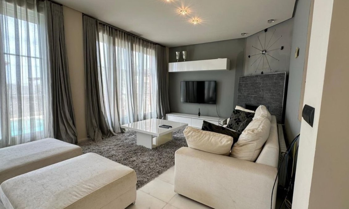 Segunda mano - Villa -
Finestrat - Costa Blanca