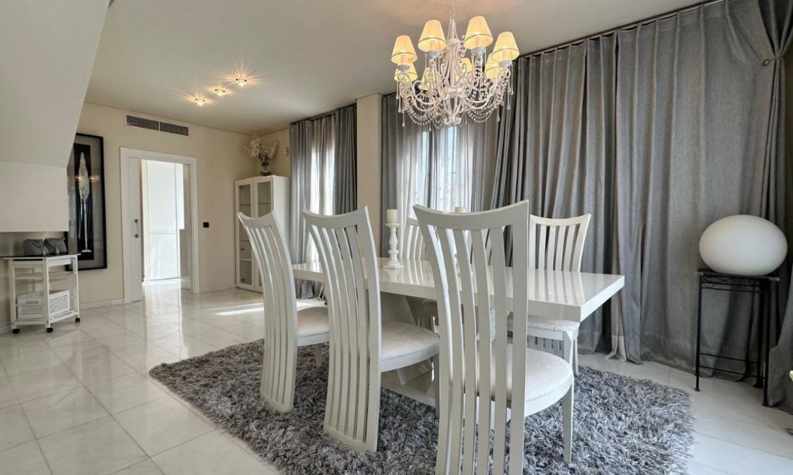 Segunda mano - Villa -
Finestrat - Costa Blanca