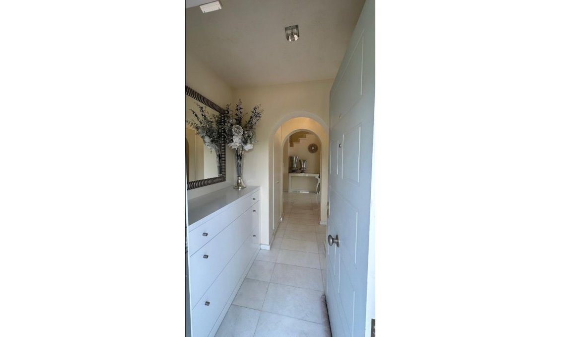 Segunda mano - Villa -
Finestrat - Costa Blanca