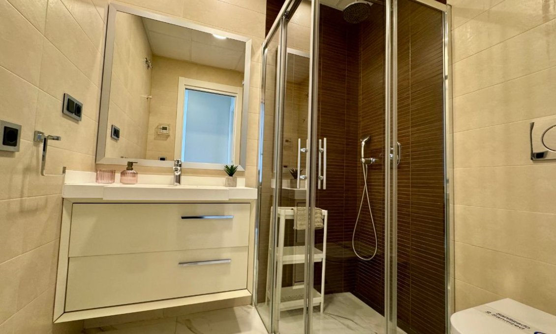Segunda mano - Apartamento -
Benidorm - Costa Blanca