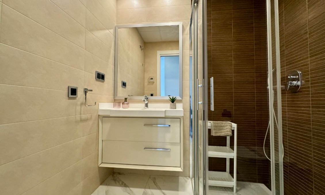 Segunda mano - Apartamento -
Benidorm - Costa Blanca
