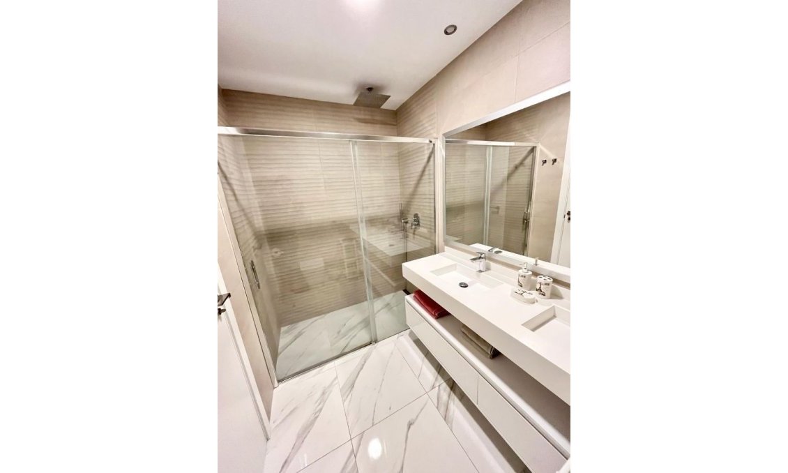 Segunda mano - Apartamento -
Benidorm - Costa Blanca