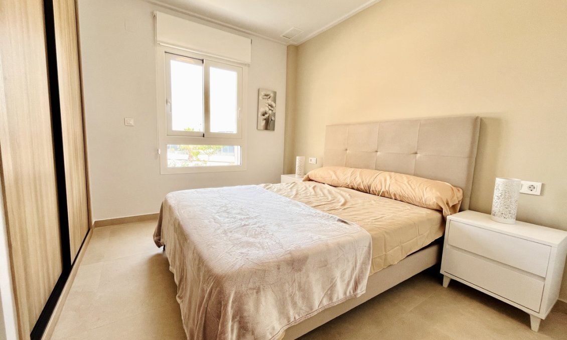 Segunda mano - Apartamento -
El Raso - Costa Blanca