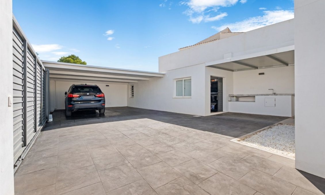 Segunda mano - Villa -
Alfas del Pí - Costa Blanca