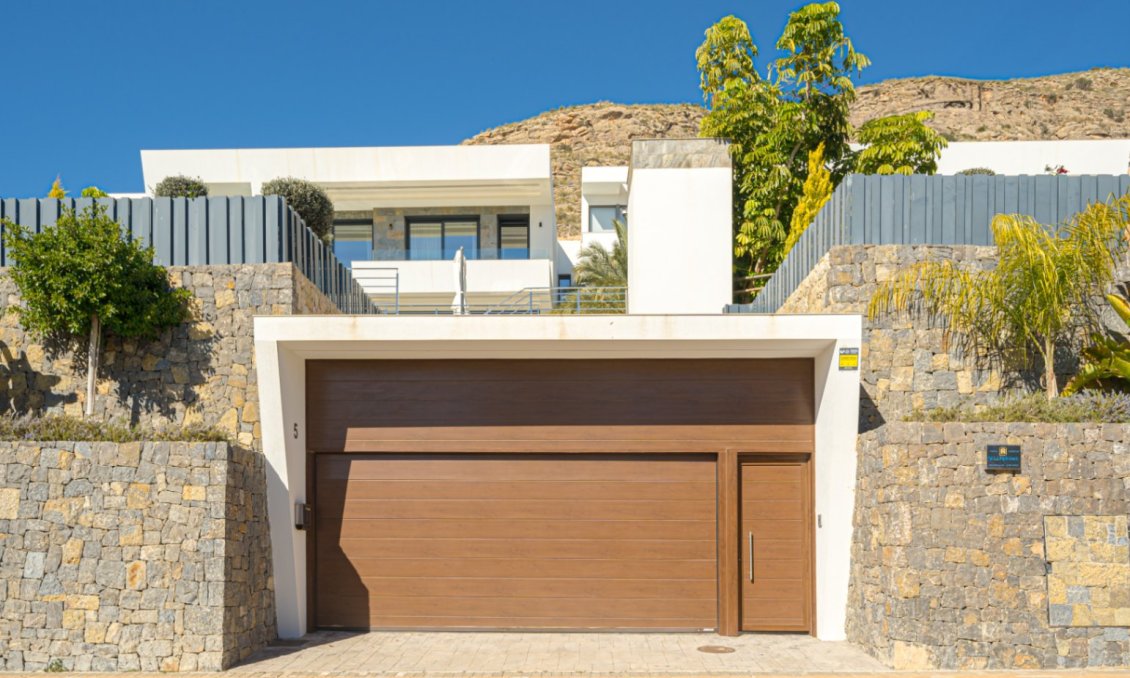 Segunda mano - Villa -
Finestrat - Costa Blanca