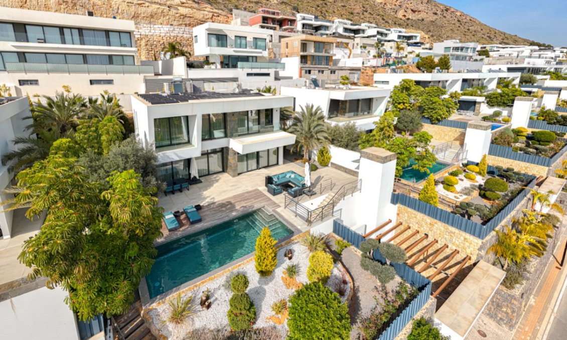 Segunda mano - Villa -
Finestrat - Costa Blanca