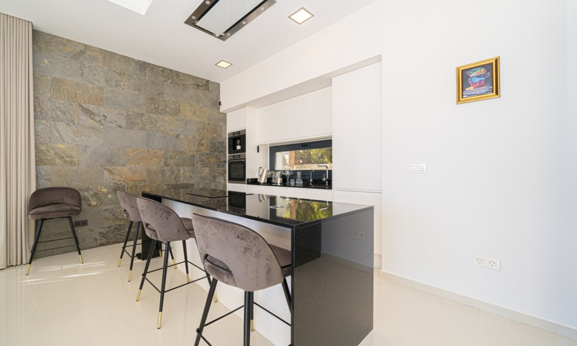 Segunda mano - Villa -
Finestrat - Costa Blanca