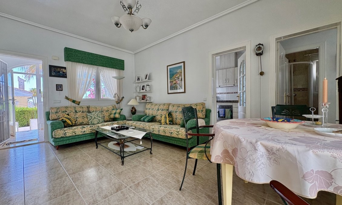 Segunda mano - Town House -
Ciudad Quesada - Costa Blanca