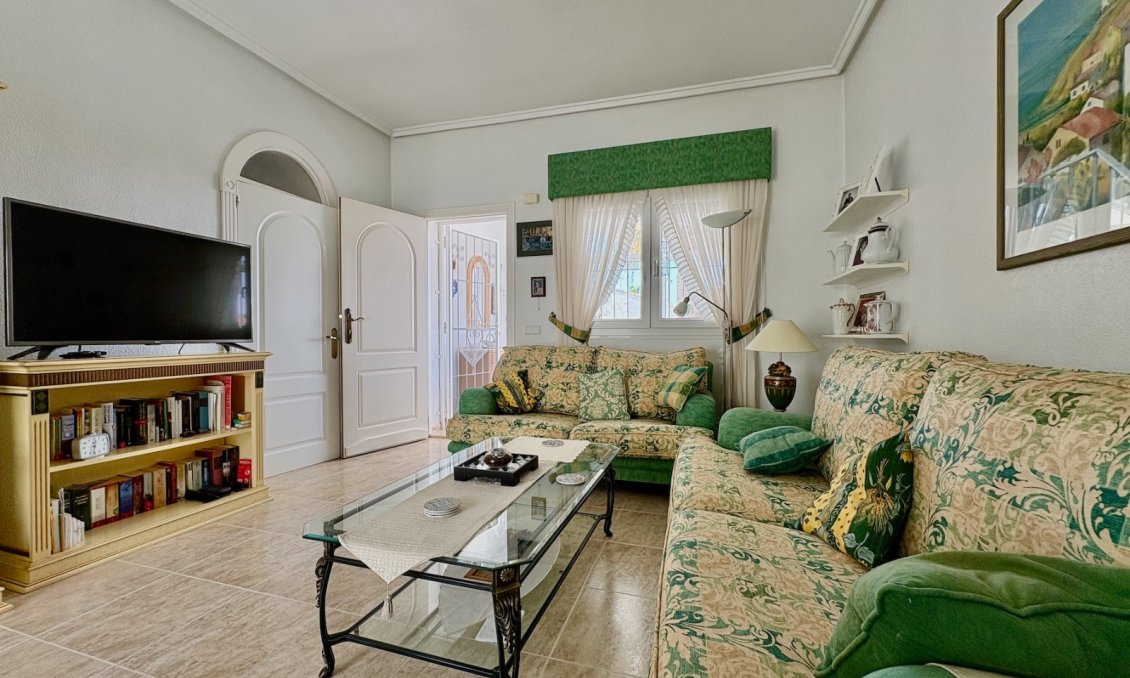 Segunda mano - Town House -
Ciudad Quesada - Costa Blanca