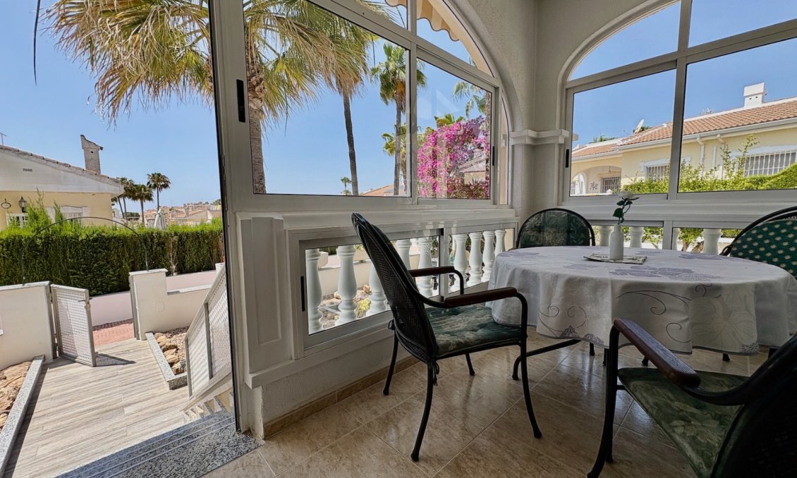 Segunda mano - Town House -
Ciudad Quesada - Costa Blanca
