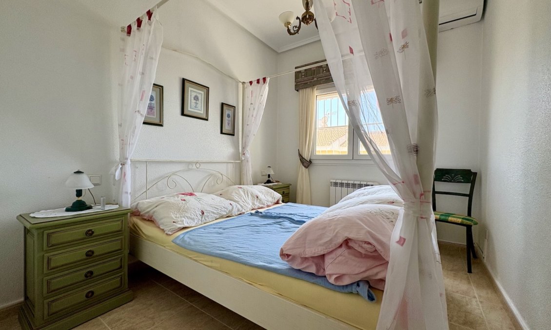 Segunda mano - Town House -
Ciudad Quesada - Costa Blanca