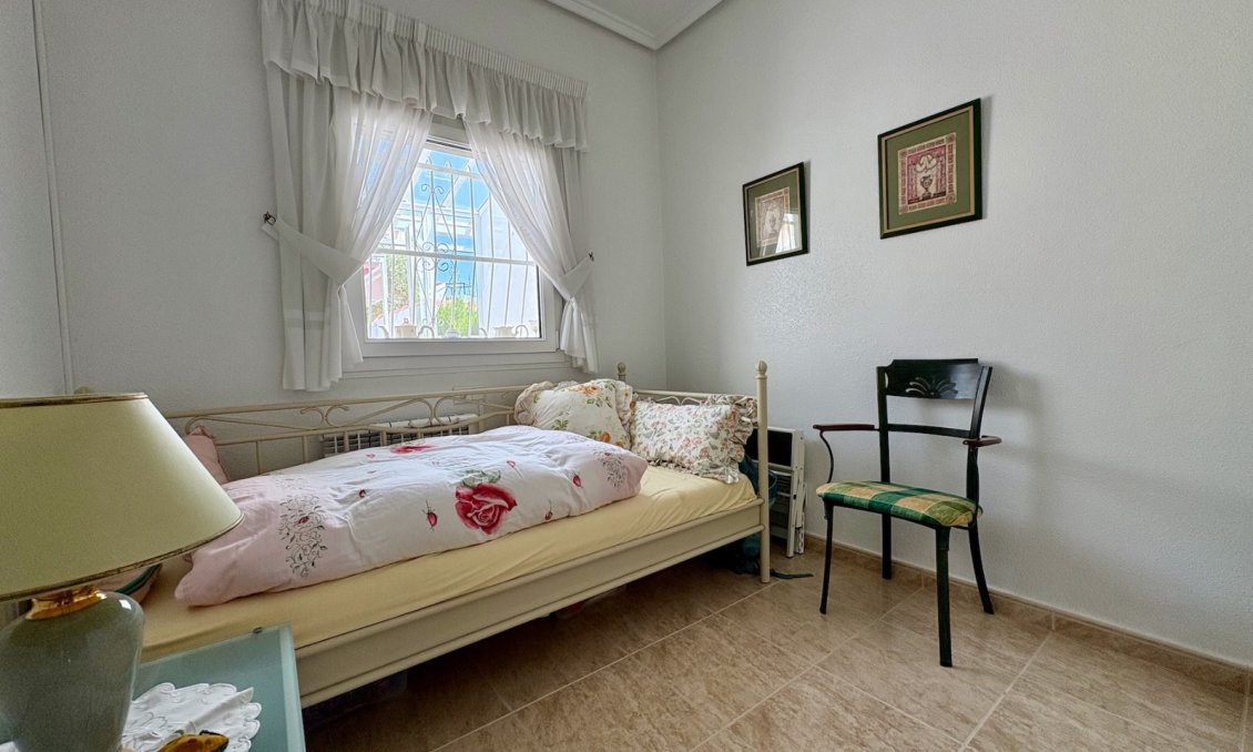 Segunda mano - Town House -
Ciudad Quesada - Costa Blanca