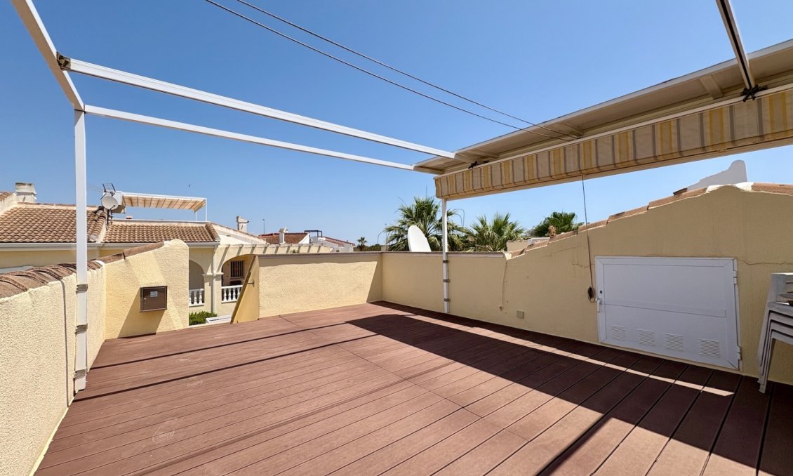 Segunda mano - Town House -
Ciudad Quesada - Costa Blanca