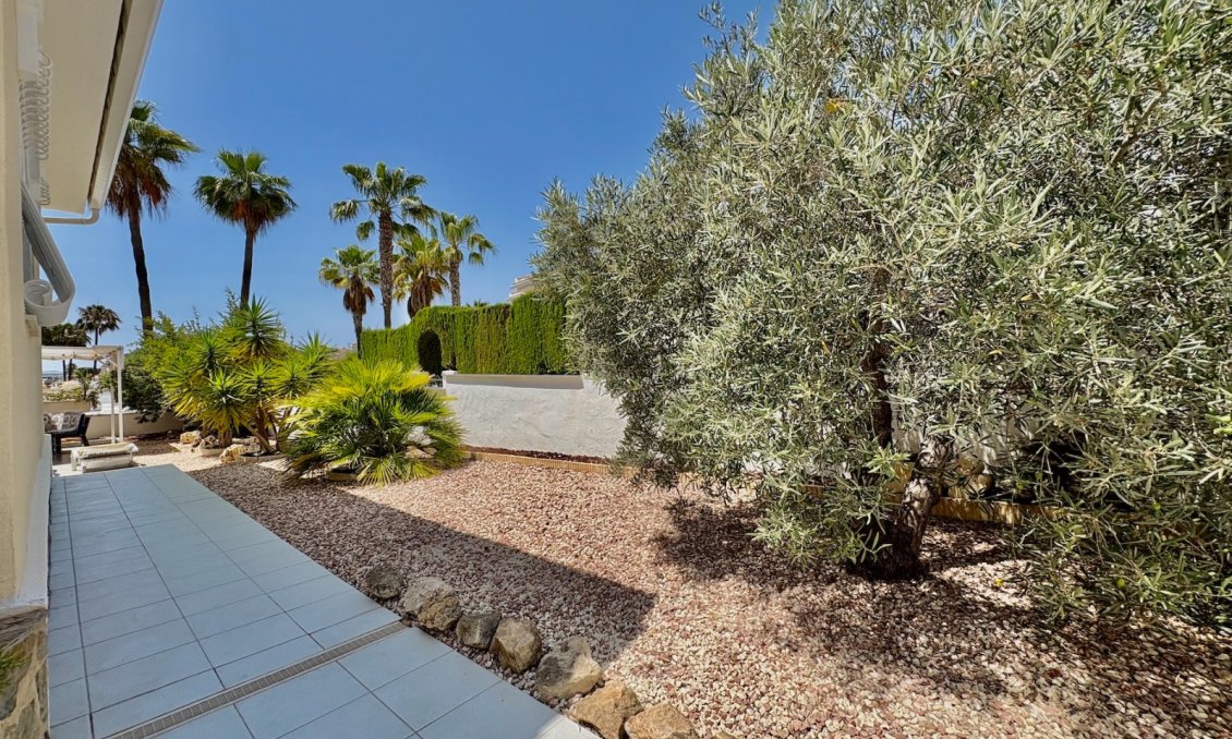 Segunda mano - Town House -
Ciudad Quesada - Costa Blanca