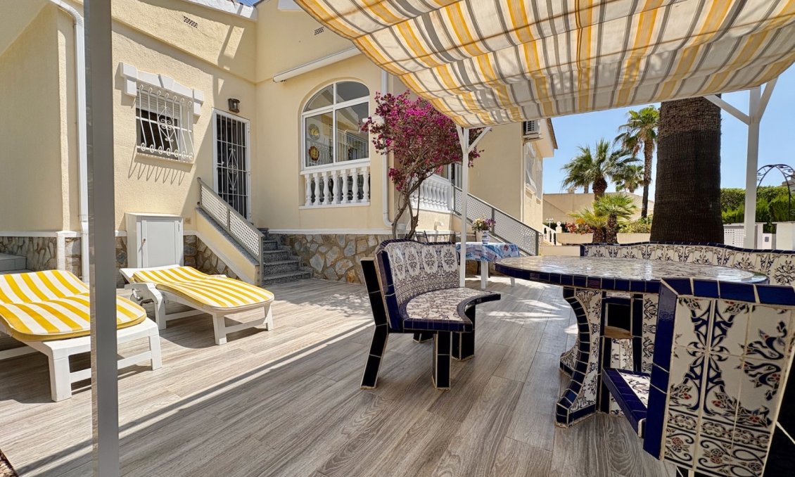 Segunda mano - Town House -
Ciudad Quesada - Costa Blanca