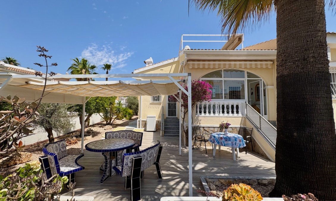 Segunda mano - Town House -
Ciudad Quesada - Costa Blanca