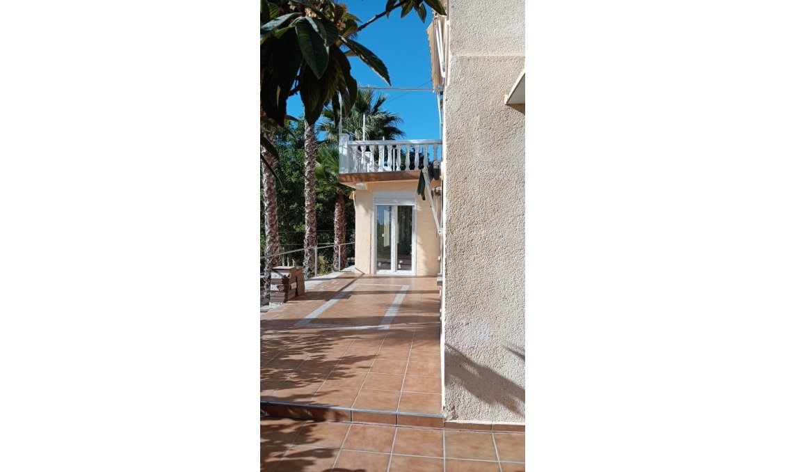 Segunda mano - Villa -
La Nucía - Costa Blanca