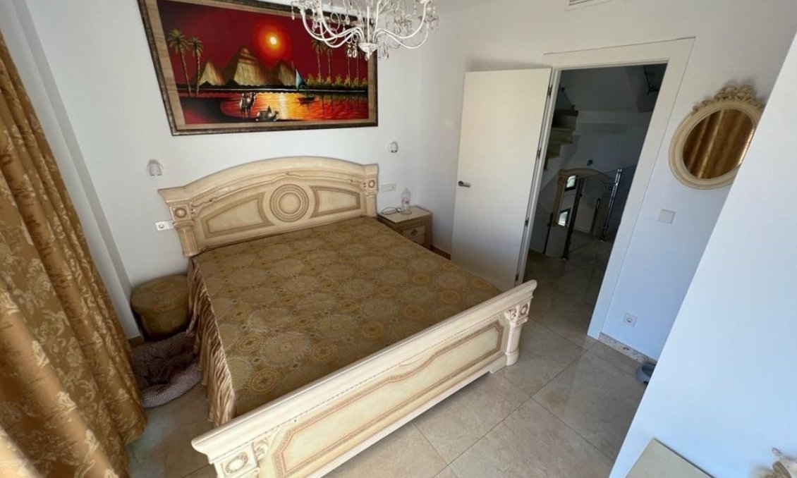 Segunda mano - Villa -
Polop - Costa Blanca