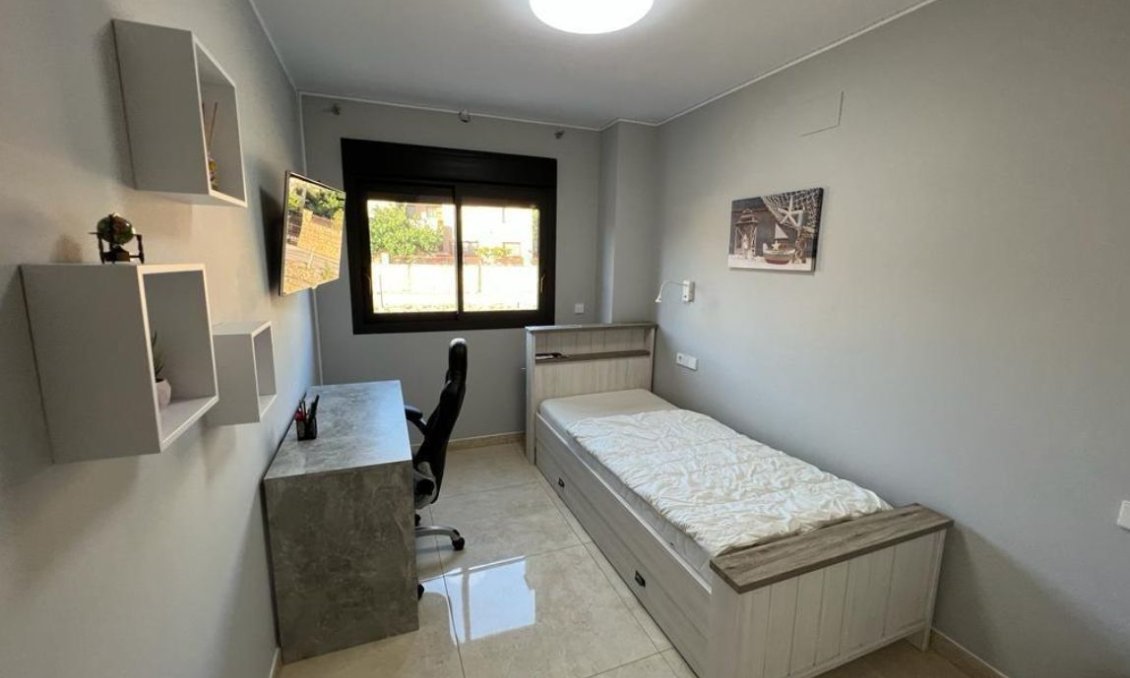 Segunda mano - Villa -
Polop - Costa Blanca