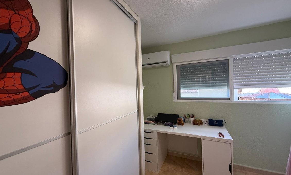 Segunda mano - Apartamento -
Benidorm - Costa Blanca