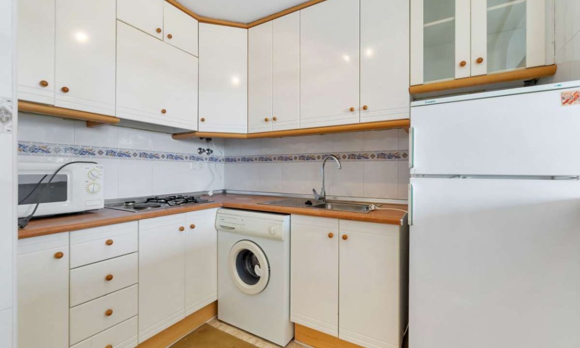 Segunda mano - Apartamento -
Arenales del Sol - Costa Blanca