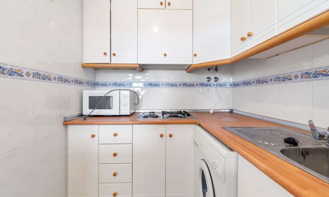 Segunda mano - Apartamento -
Arenales del Sol - Costa Blanca