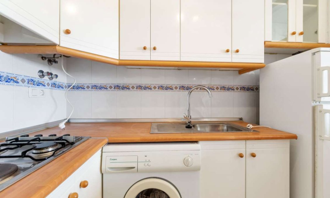 Segunda mano - Apartamento -
Arenales del Sol - Costa Blanca