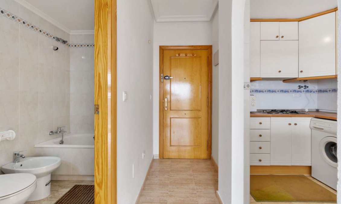 Segunda mano - Apartamento -
Arenales del Sol - Costa Blanca