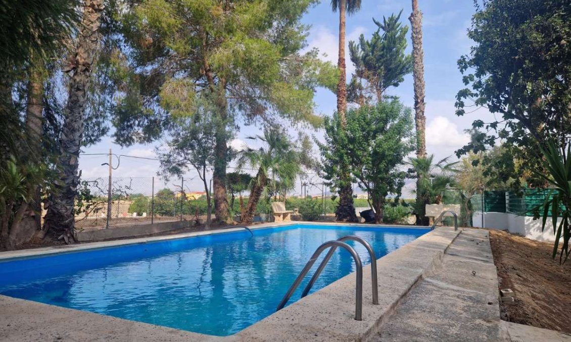 Segunda mano - Villa -
Orihuela - Inland