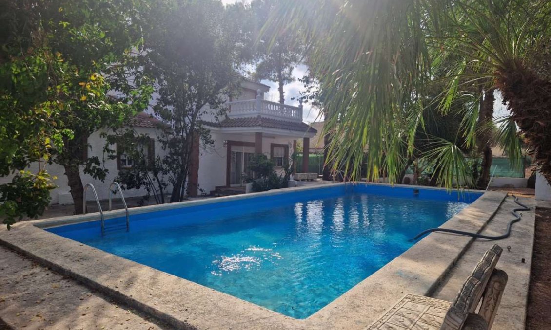 Segunda mano - Villa -
Orihuela - Inland