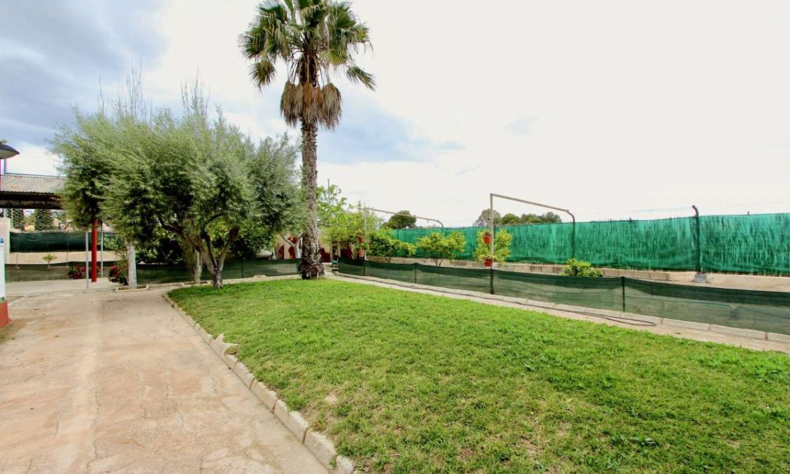 Segunda mano - Villa -
Canadas De San Pedro - Inland
