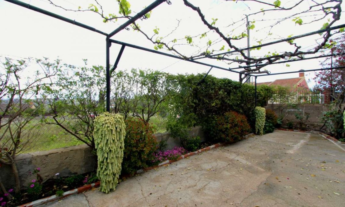 Segunda mano - Villa -
Canadas De San Pedro - Inland