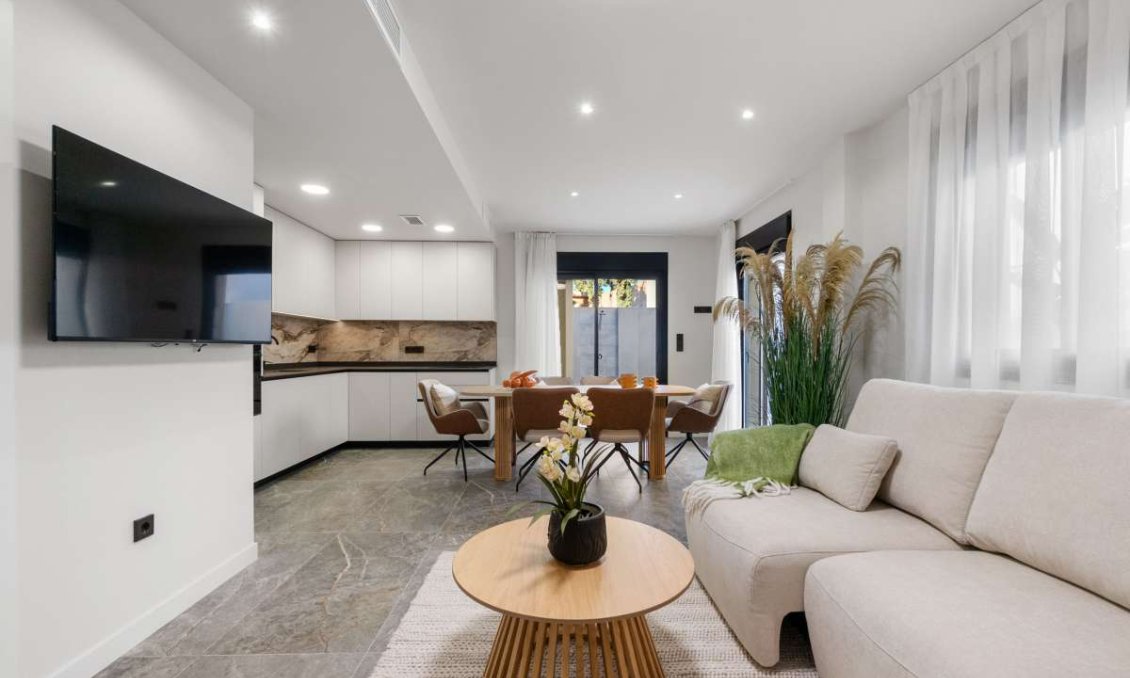 Resale - Villa -
Torre de la Horadada - Costa Blanca