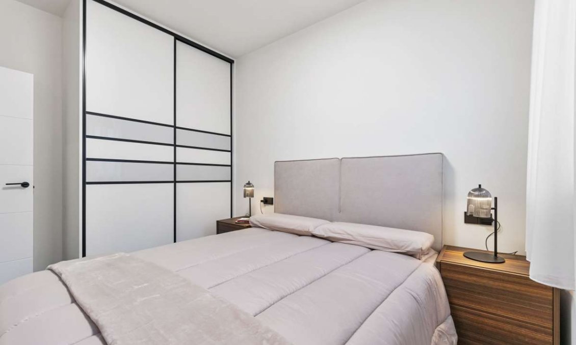 Resale - Villa -
Torre de la Horadada - Costa Blanca