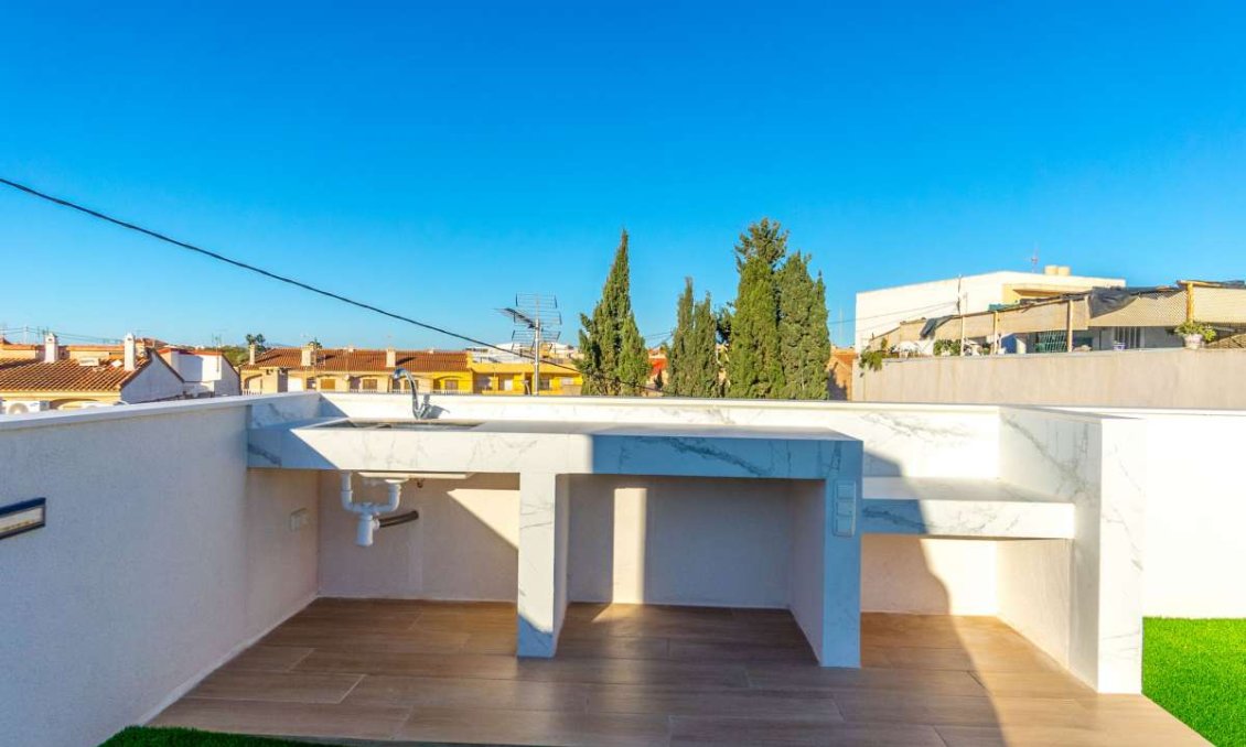 Resale - Villa -
Torre de la Horadada - Costa Blanca