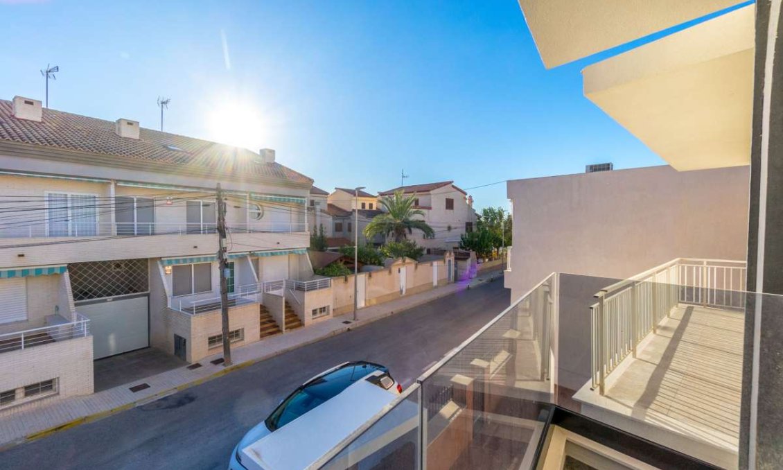 Resale - Villa -
Torre de la Horadada - Costa Blanca