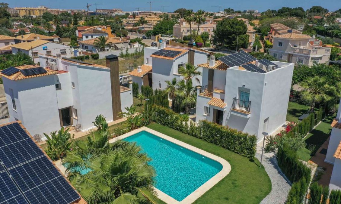 Segunda mano - Villa -
Denia - Costa Blanca