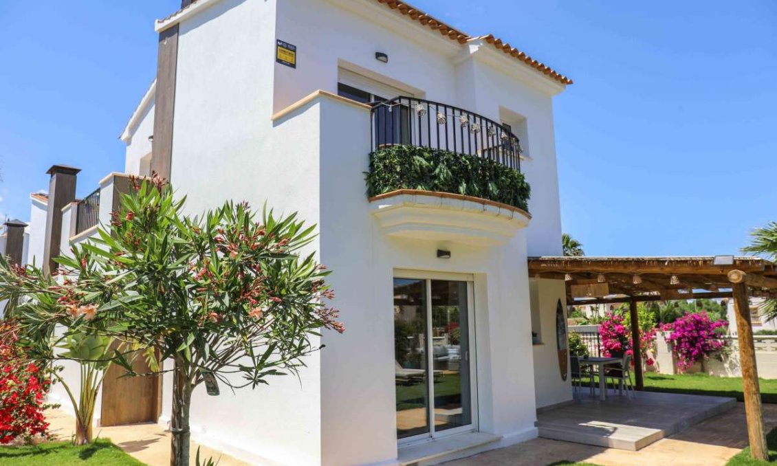 Segunda mano - Villa -
Denia - Costa Blanca