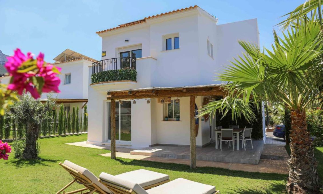 Segunda mano - Villa -
Denia - Costa Blanca