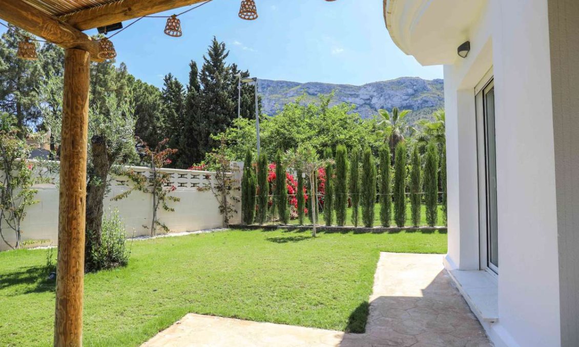 Segunda mano - Villa -
Denia - Costa Blanca