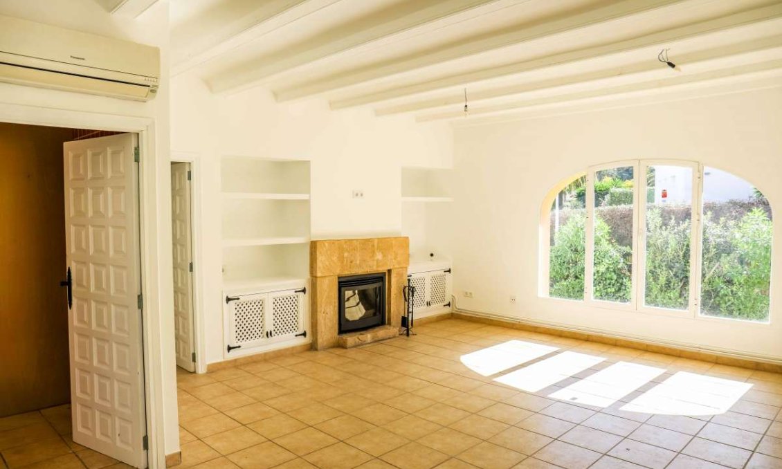 Használt Ingatlanok - Villa -
Jávea - Costa Blanca