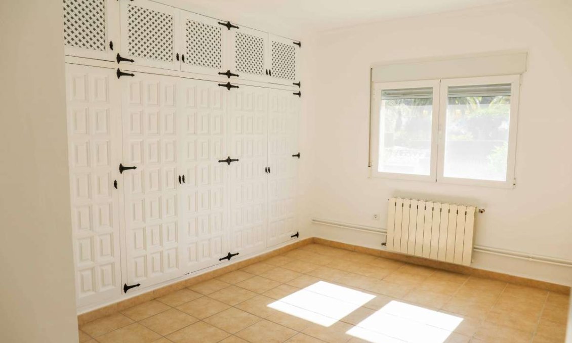Használt Ingatlanok - Villa -
Jávea - Costa Blanca