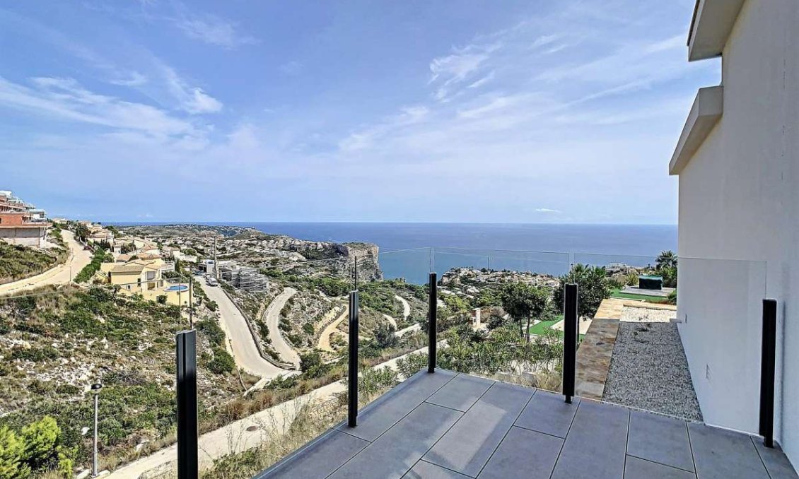 Segunda mano - Villa -
Cumbre del Sol - Costa Blanca