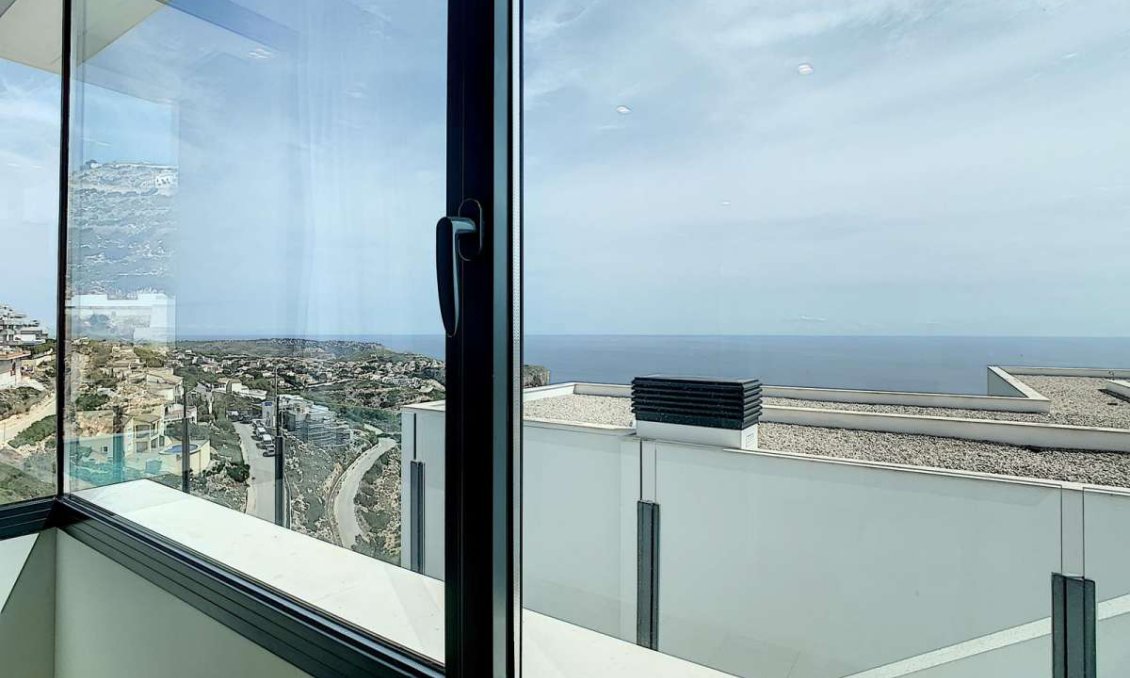 Segunda mano - Villa -
Cumbre del Sol - Costa Blanca