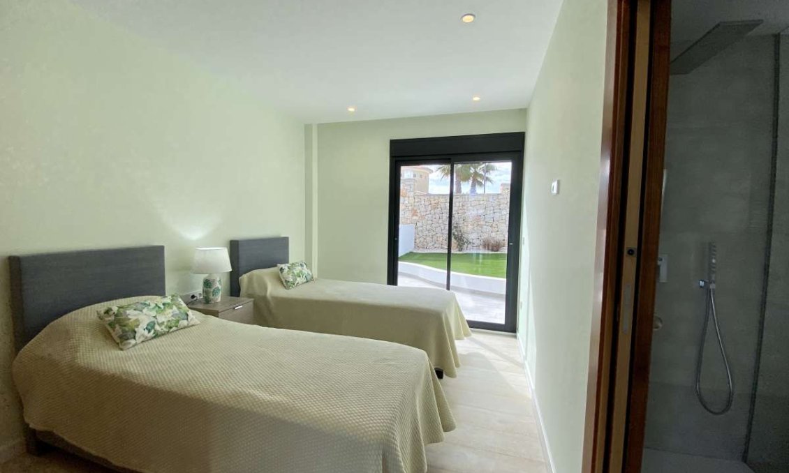 Segunda mano - Villa -
Cumbre del Sol - Costa Blanca