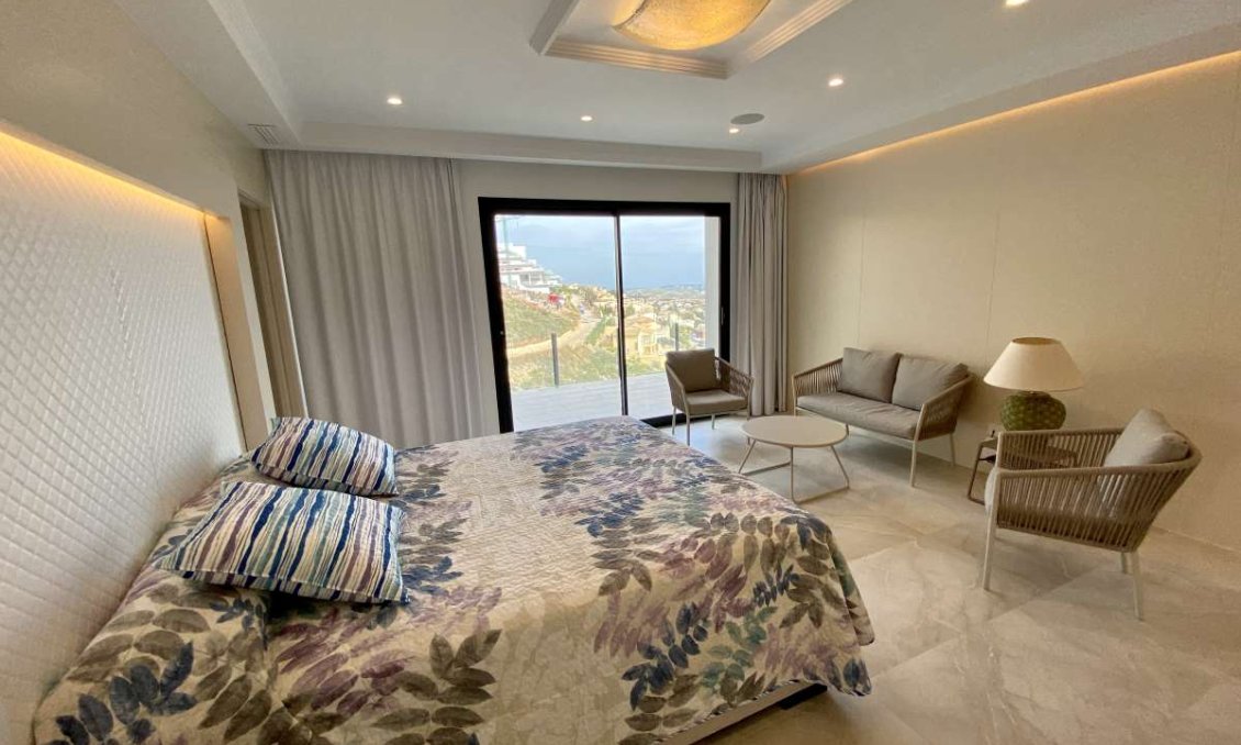 Segunda mano - Villa -
Cumbre del Sol - Costa Blanca