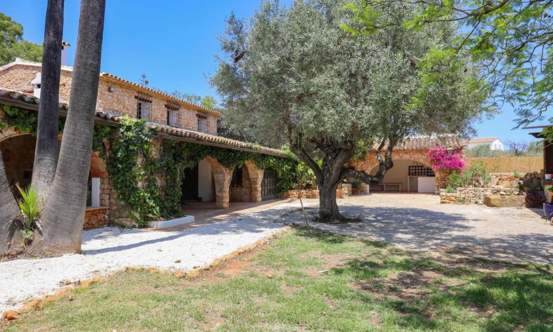 Segunda mano - Villa -
Senija - Inland