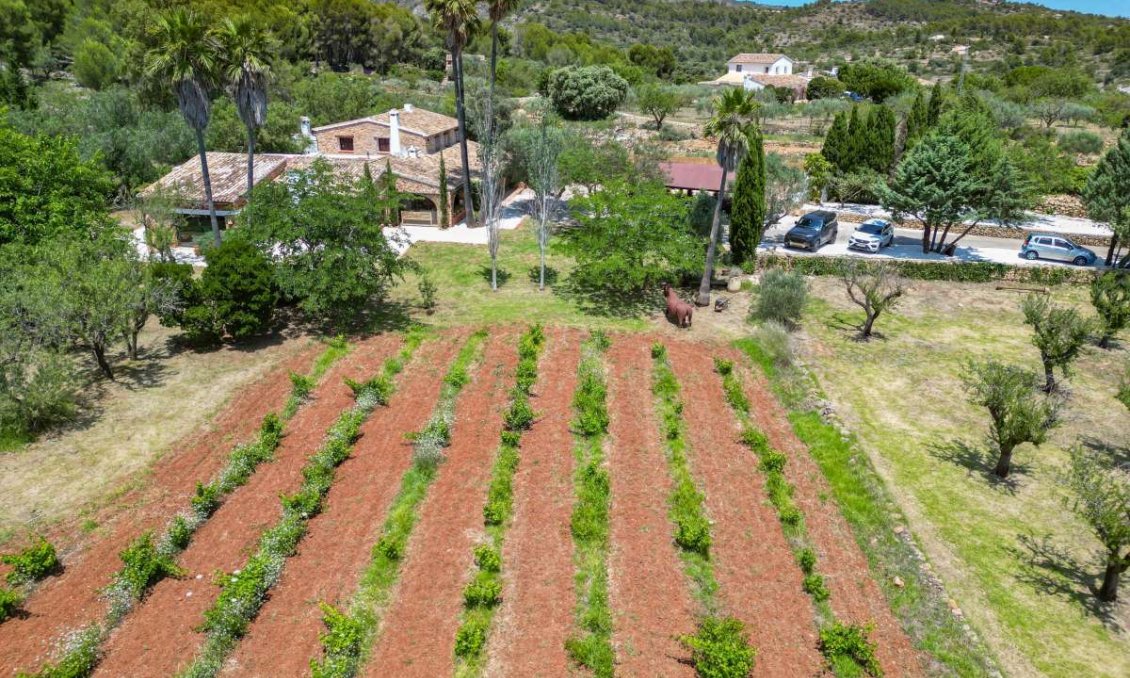Segunda mano - Villa -
Senija - Inland