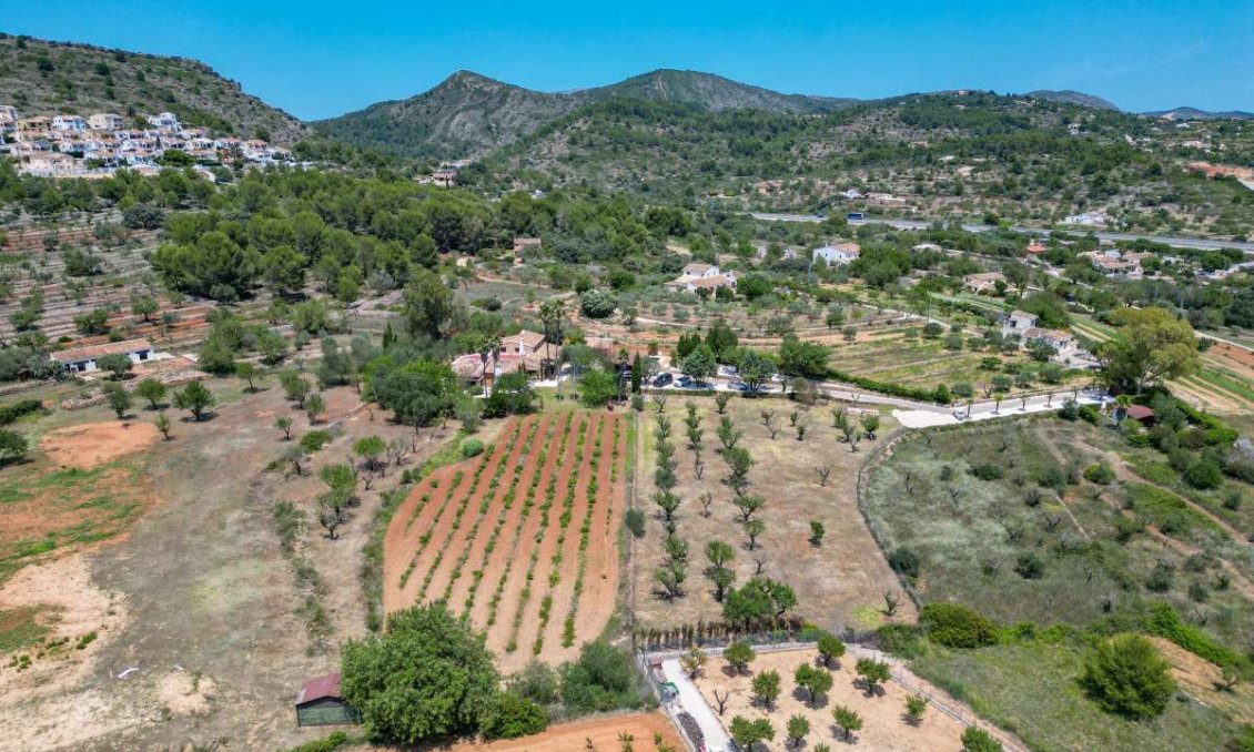 Segunda mano - Villa -
Senija - Inland