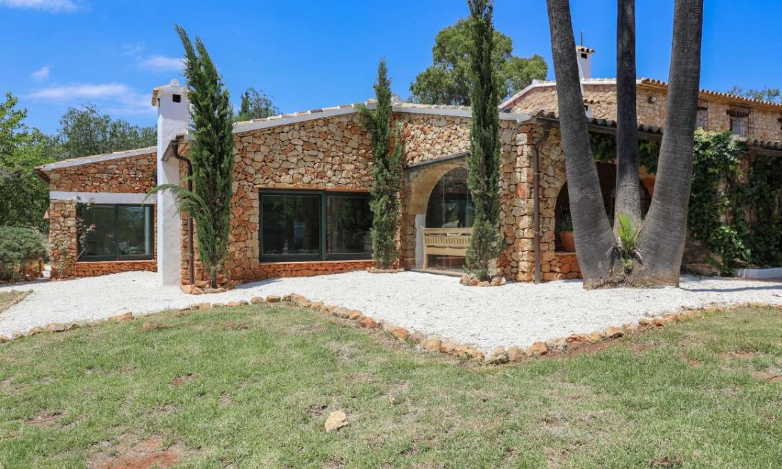 Segunda mano - Villa -
Senija - Inland